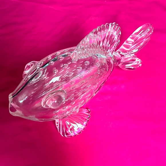 Pink Glass Fish - Picture 3 of 12